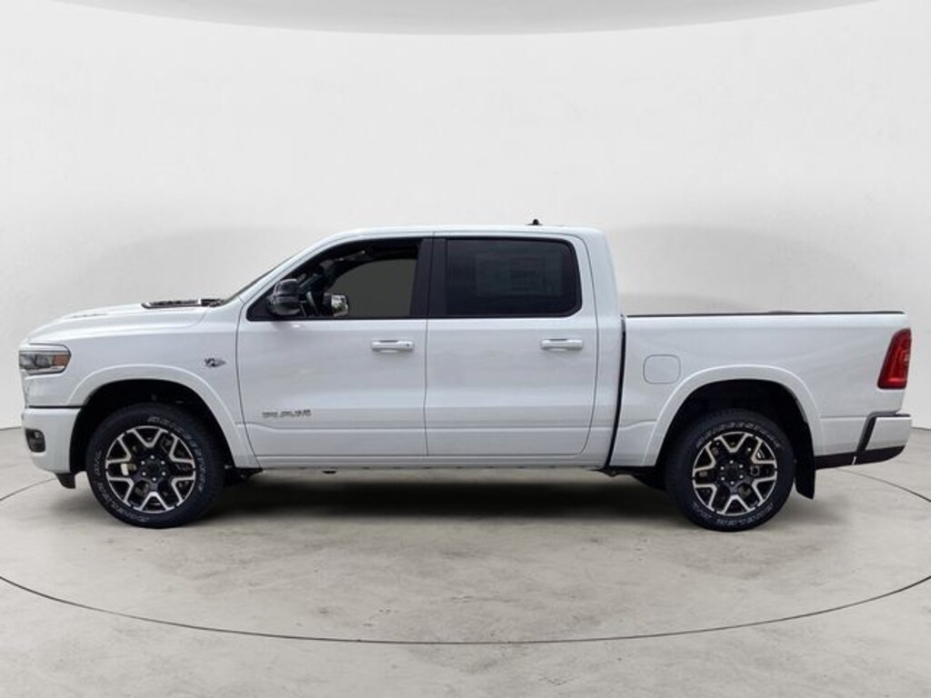 New 2026 Ram 1500 LARAMIE CREW CAB 4X4 5'7 BOX Pickup