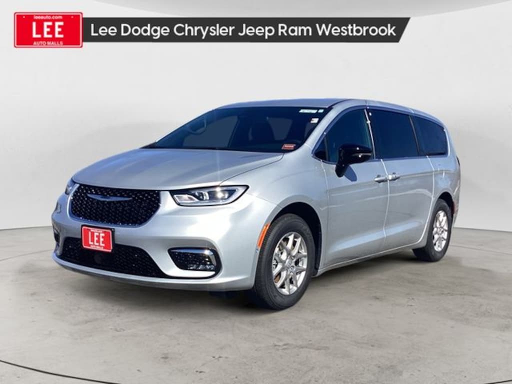 New 2026 Chrysler Pacifica SELECT Passenger Van