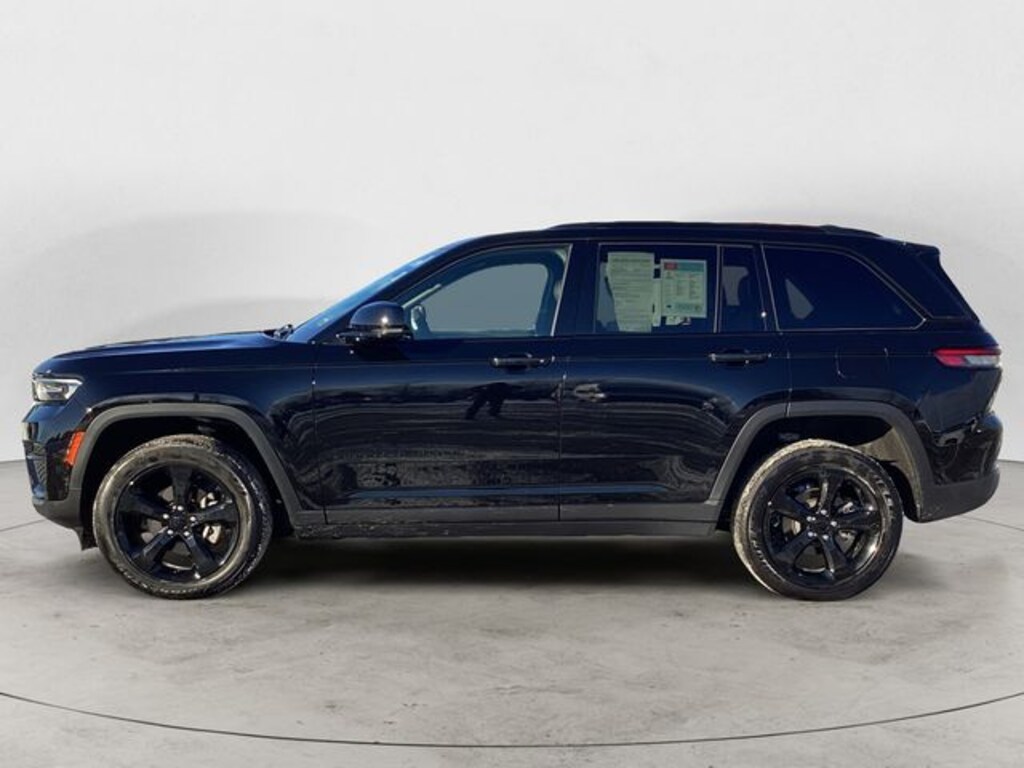 Certified 2023 Jeep Grand Cherokee Altitude SUV