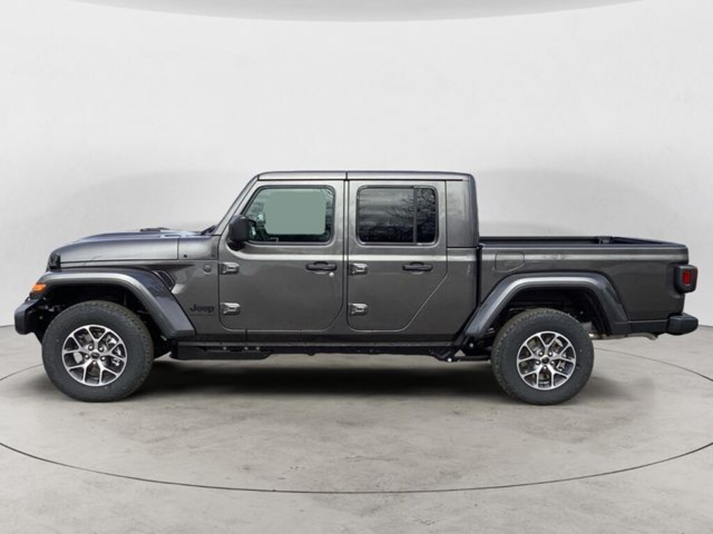 New 2026 Jeep Gladiator SPORT S 4X4 Pickup