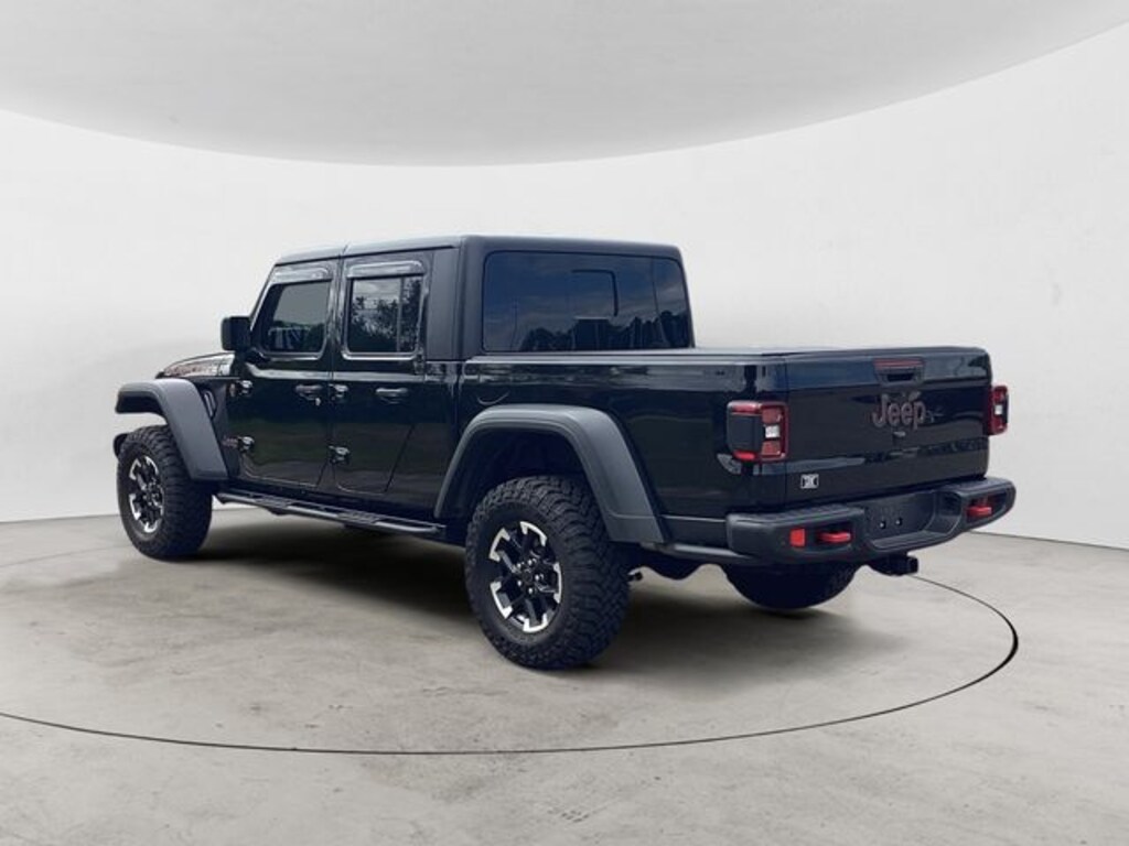 Used 2024 Jeep Gladiator Rubicon Truck