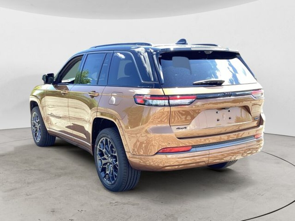 New 2026 Jeep Grand Cherokee SUMMIT 4X4 Sport Utility