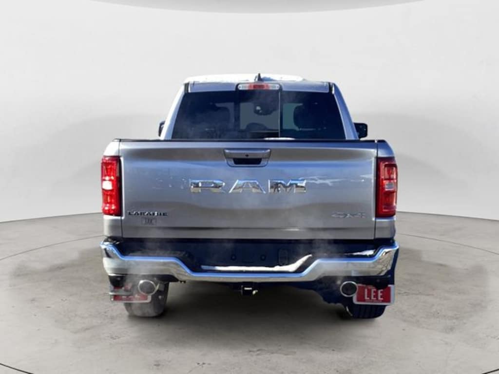 New 2026 Ram 1500 LARAMIE CREW CAB 4X4 6'4 BOX Pickup