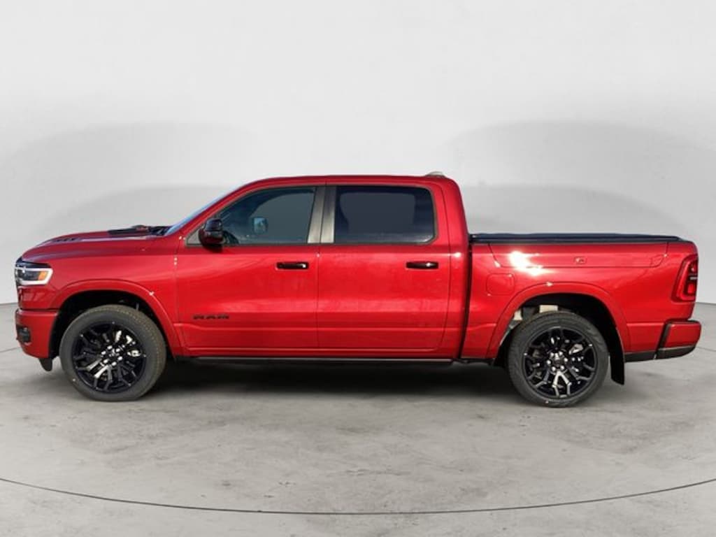 New 2026 Ram 1500 LIMITED CREW CAB 4X4 5'7 BOX Pickup