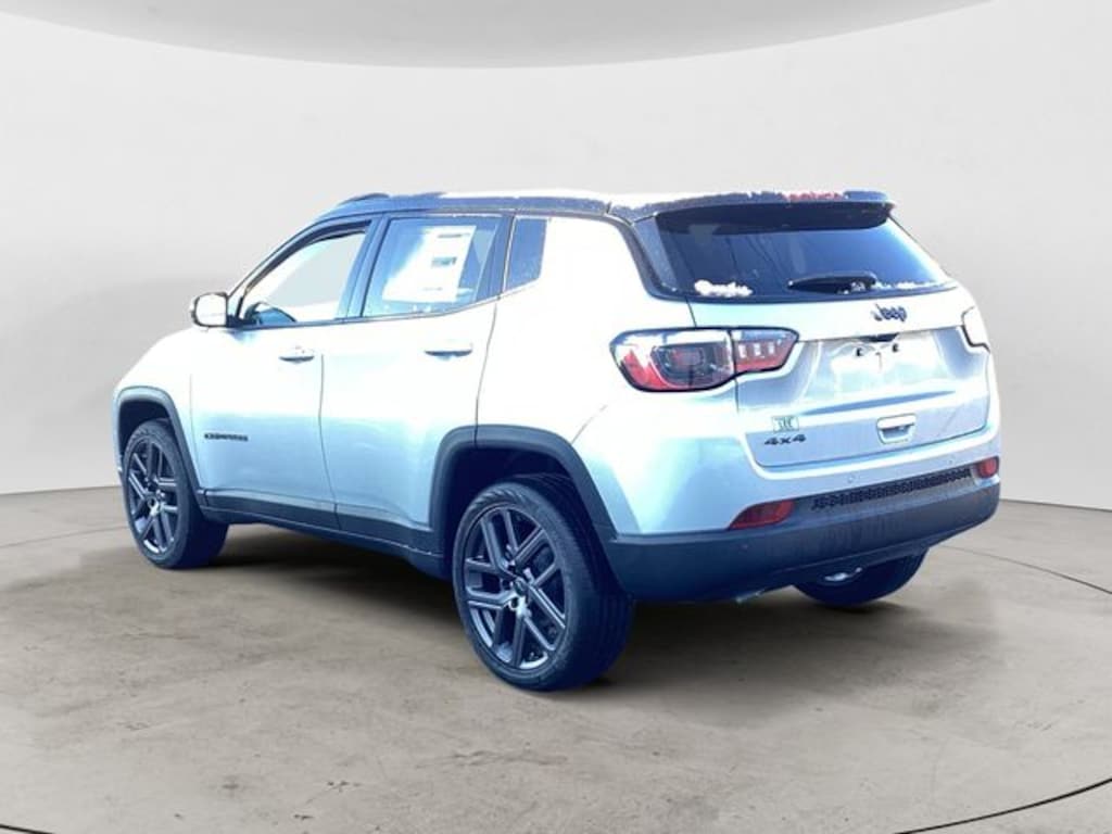 New 2026 Jeep Compass LIMITED ALTITUDE 4X4 Sport Utility