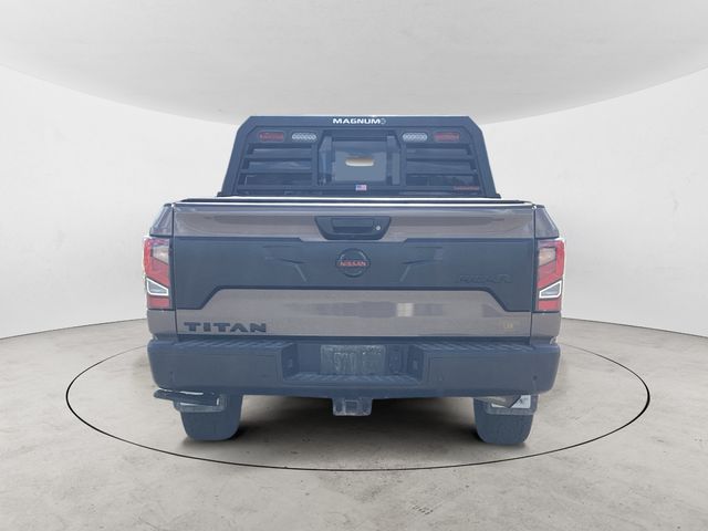 2021 Nissan Titan PRO-4X photo 4