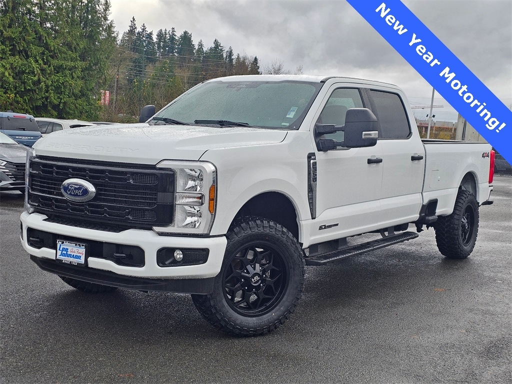 Used 2024 Ford F-350 XLT Truck Crew Cab