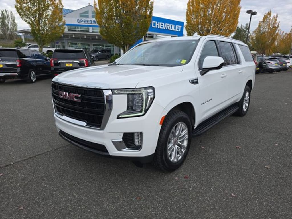 Used 2024 GMC Yukon XL SLE SUV