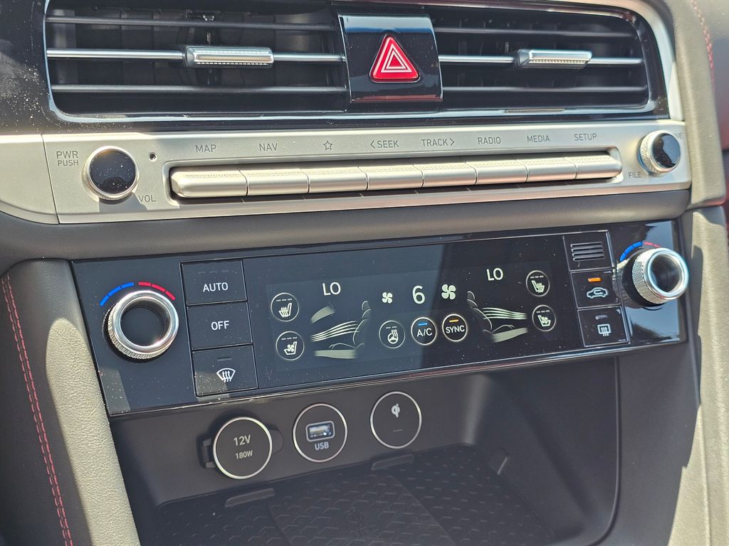2025 GENESIS G70 Sport Advanced - Photo 29