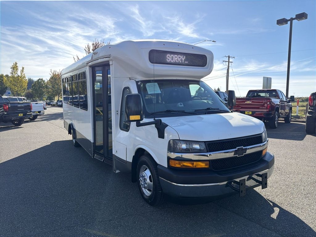 Used 2020 Chevrolet Express Cutaway 4500 4500 Series Truck