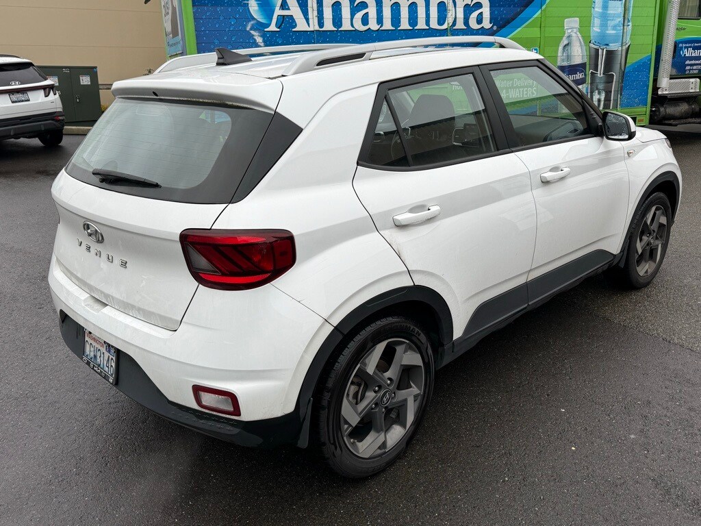 Used 2022 Hyundai Venue SEL SUV