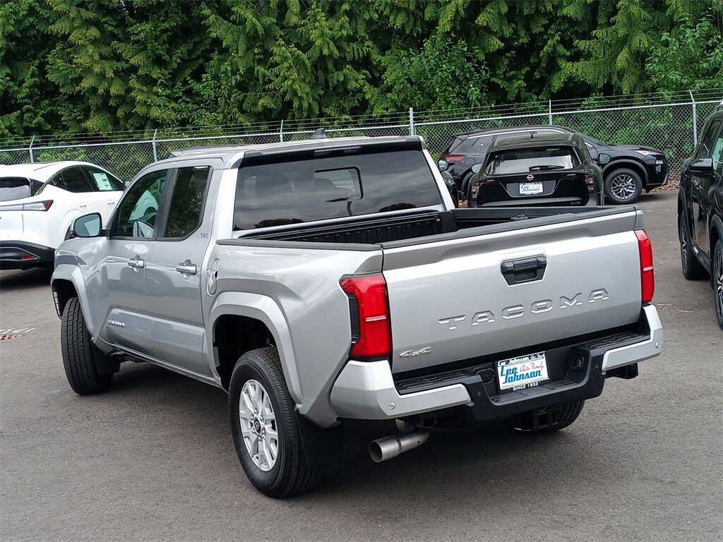 2024 Toyota Tacoma 4x4 SR5 Double Cab photo 4