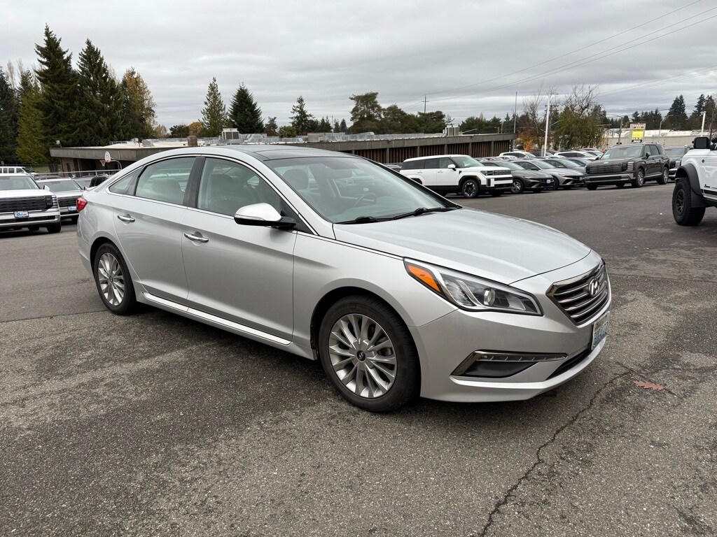 2015 Hyundai Sonata Limited photo 2