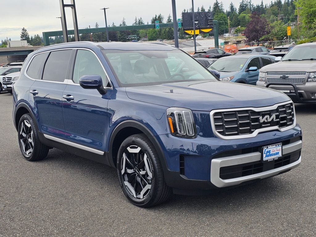 Used 2024 Kia Telluride S SUV