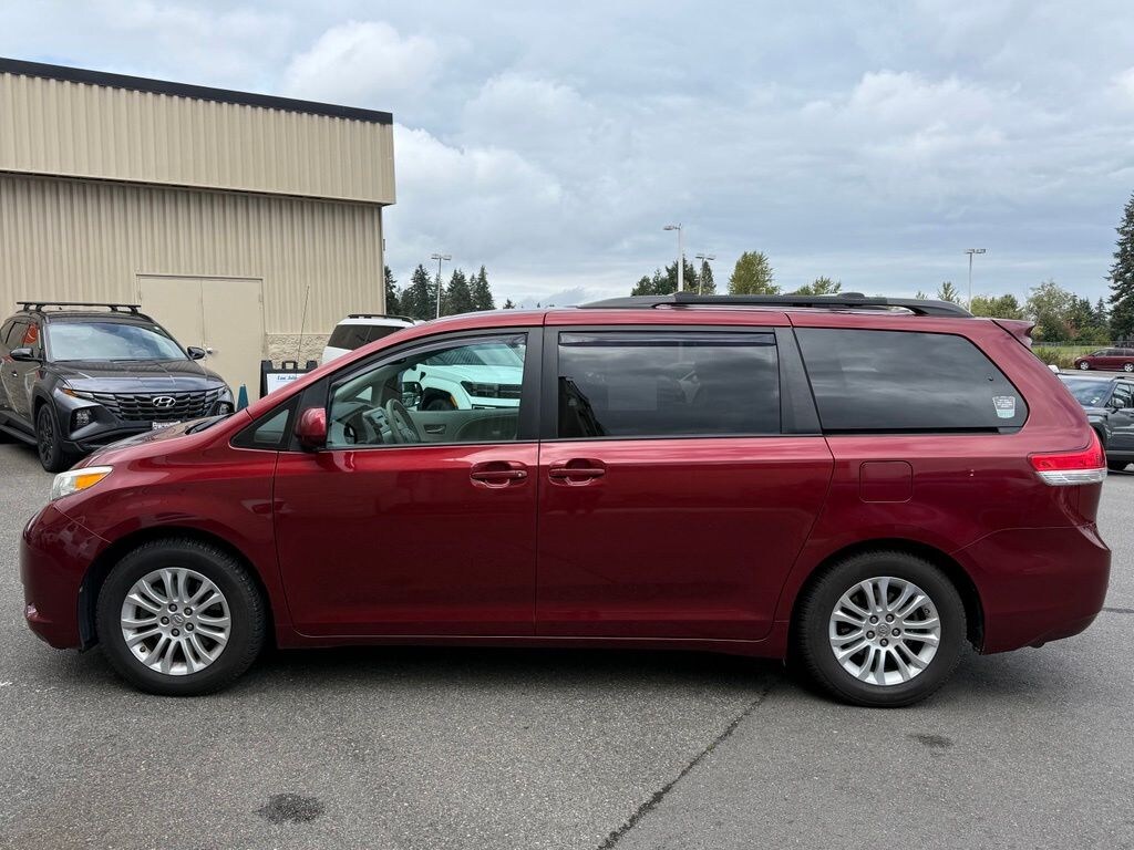 Used 2012 Toyota Sienna Base Van