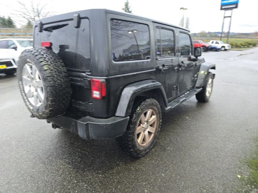 Used 2018 Jeep Wrangler JK Unlimited Sahara SUV