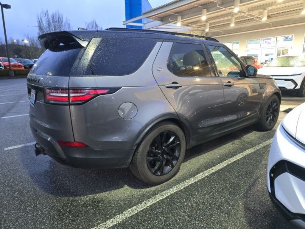 Used 2017 Land Rover Discovery HSE SUV