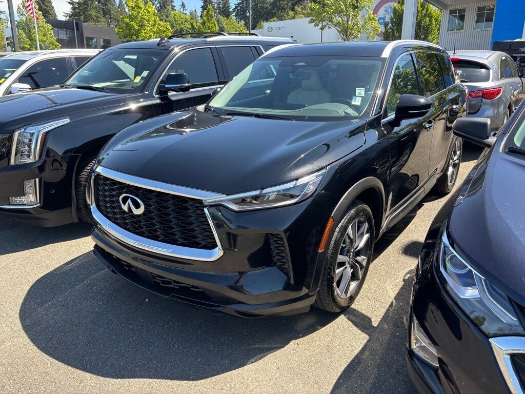Used 2024 INFINITI QX60 Luxe SUV