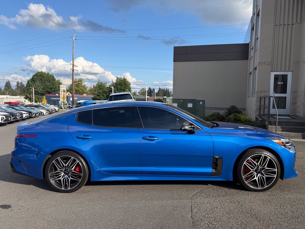 Used 2022 Kia Stinger GT1 Sedan