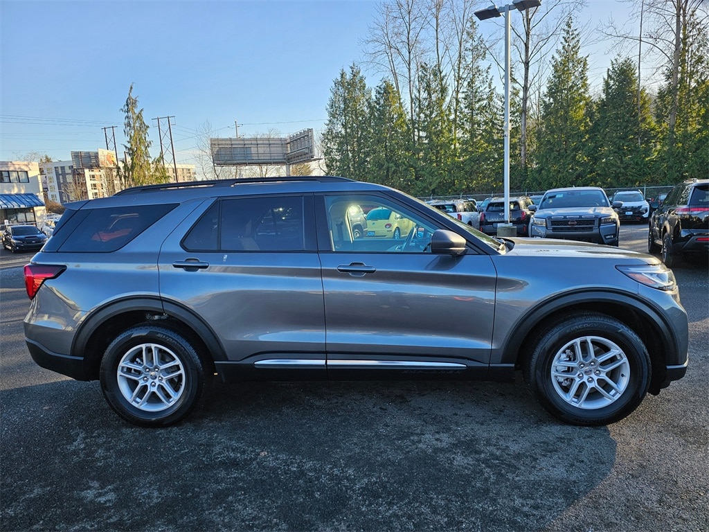 Used 2025 Ford Explorer Active SUV