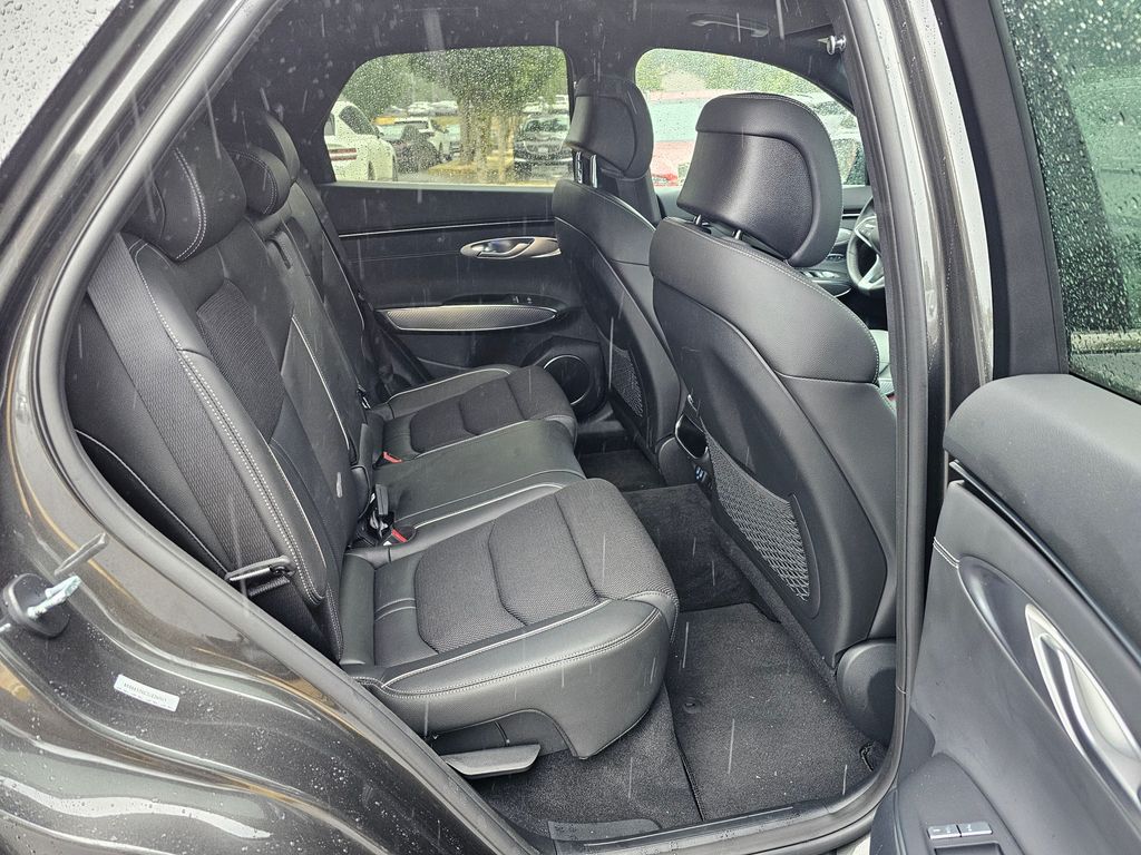 2025 GENESIS GV70 Sport - Photo 27