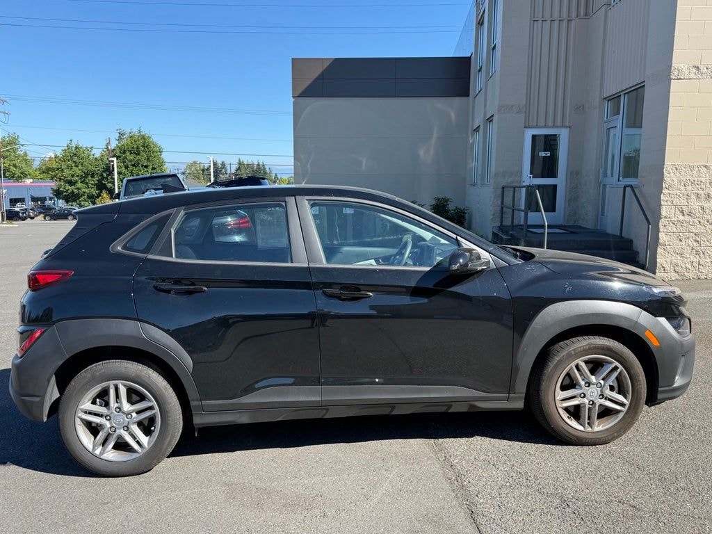 Used 2023 Hyundai Kona SE SUV