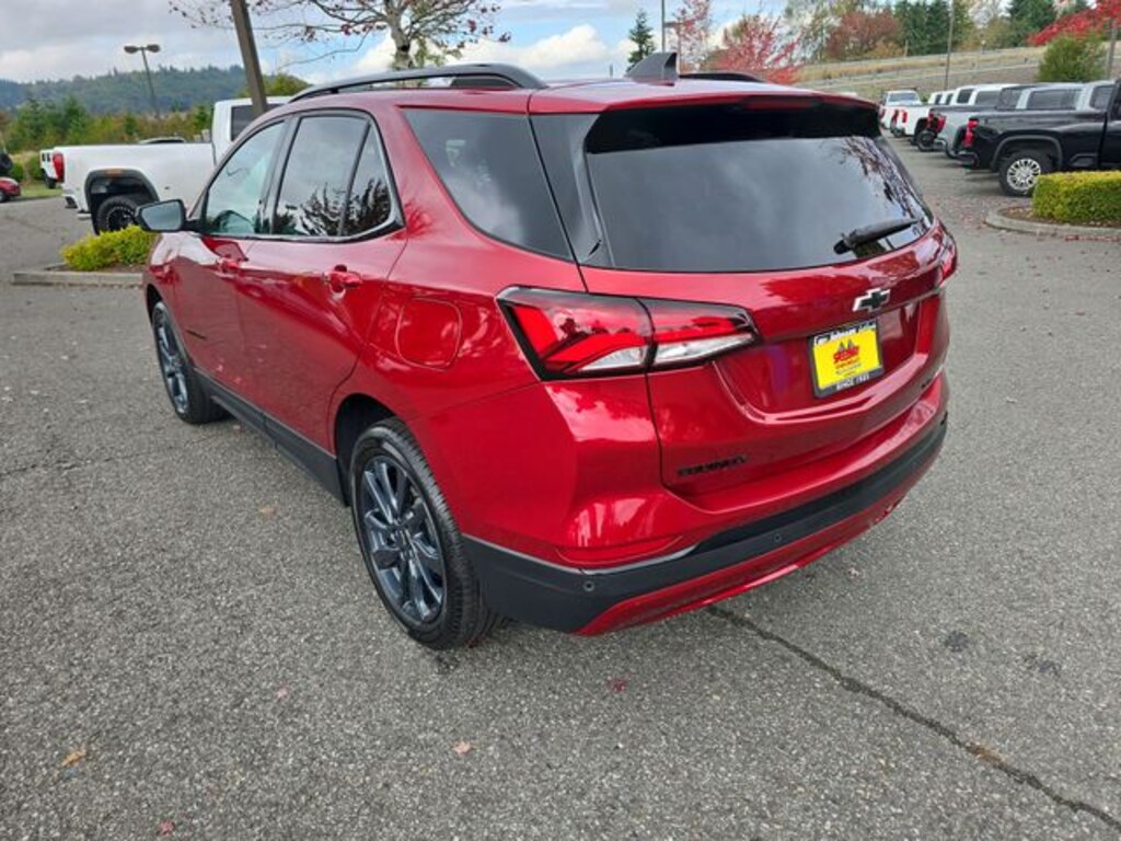 Used 2024 Chevrolet Equinox RS SUV