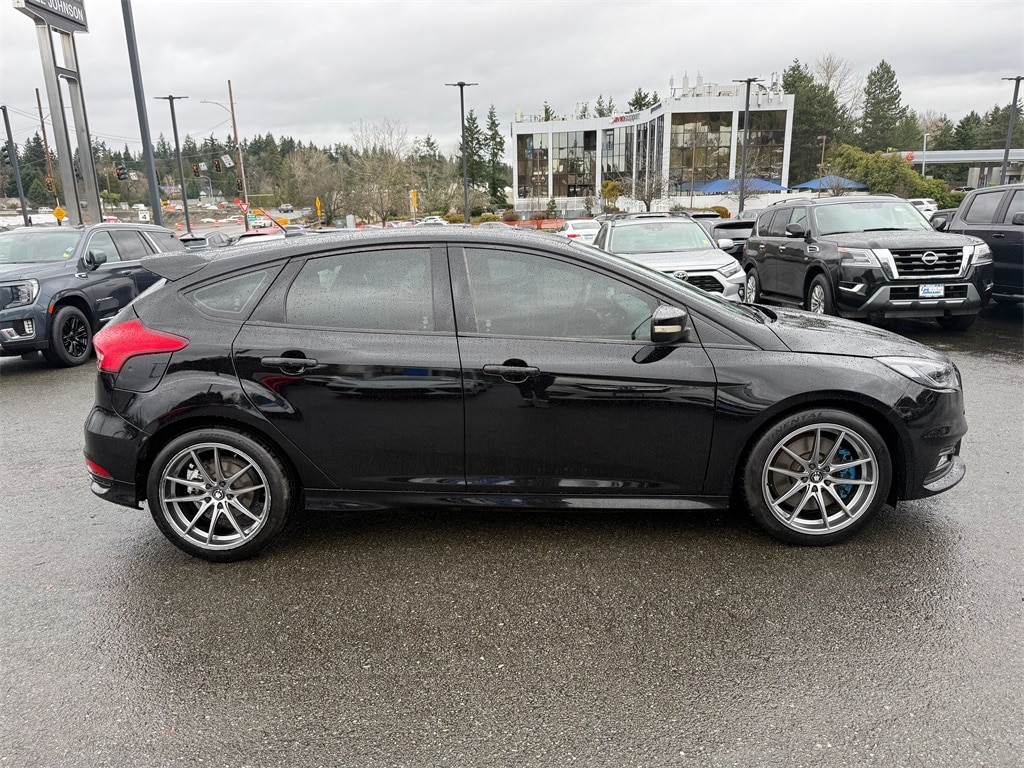 Used 2018 Ford Focus ST ST Hatchback