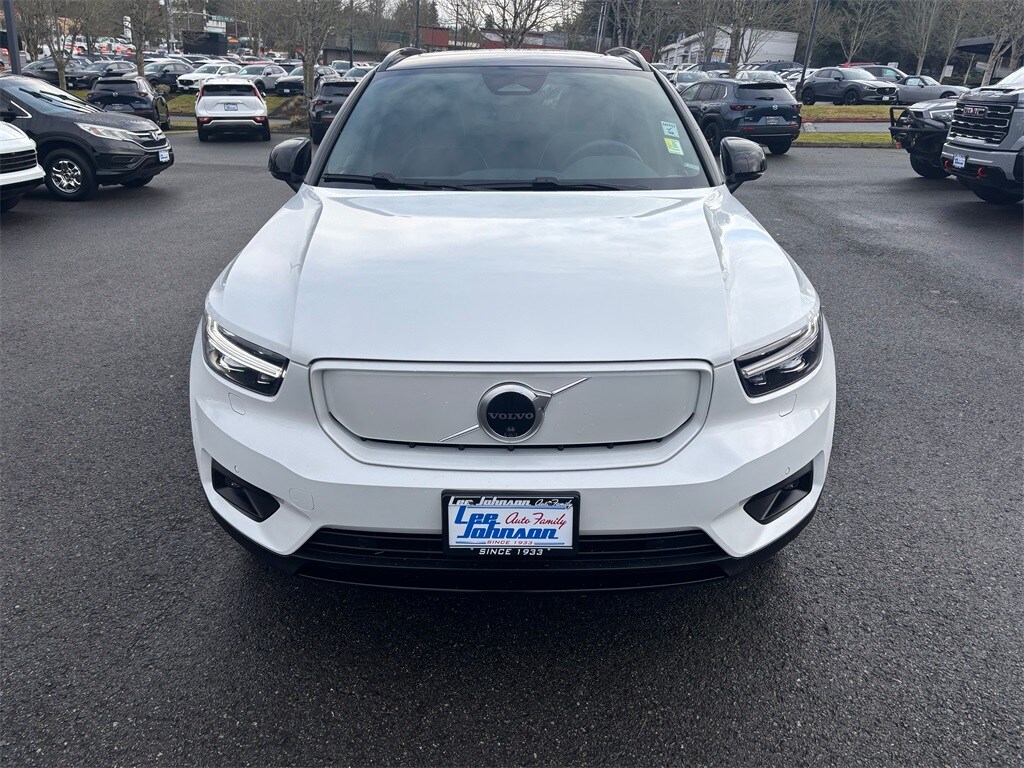 Used 2022 Volvo XC40 Recharge Twin Pure Electric P8 Ultimate SUV
