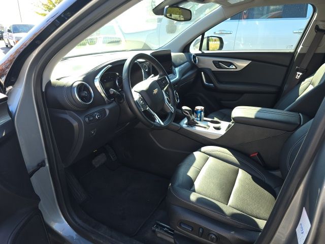 2024 Chevrolet Blazer 3LT photo 2