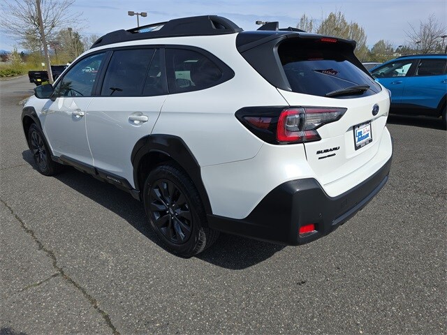 2024 Subaru Outback Onyx Edition photo 4