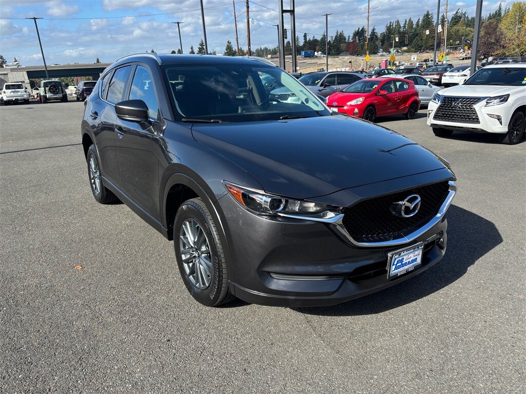 2017 Mazda CX-5 Touring photo 2