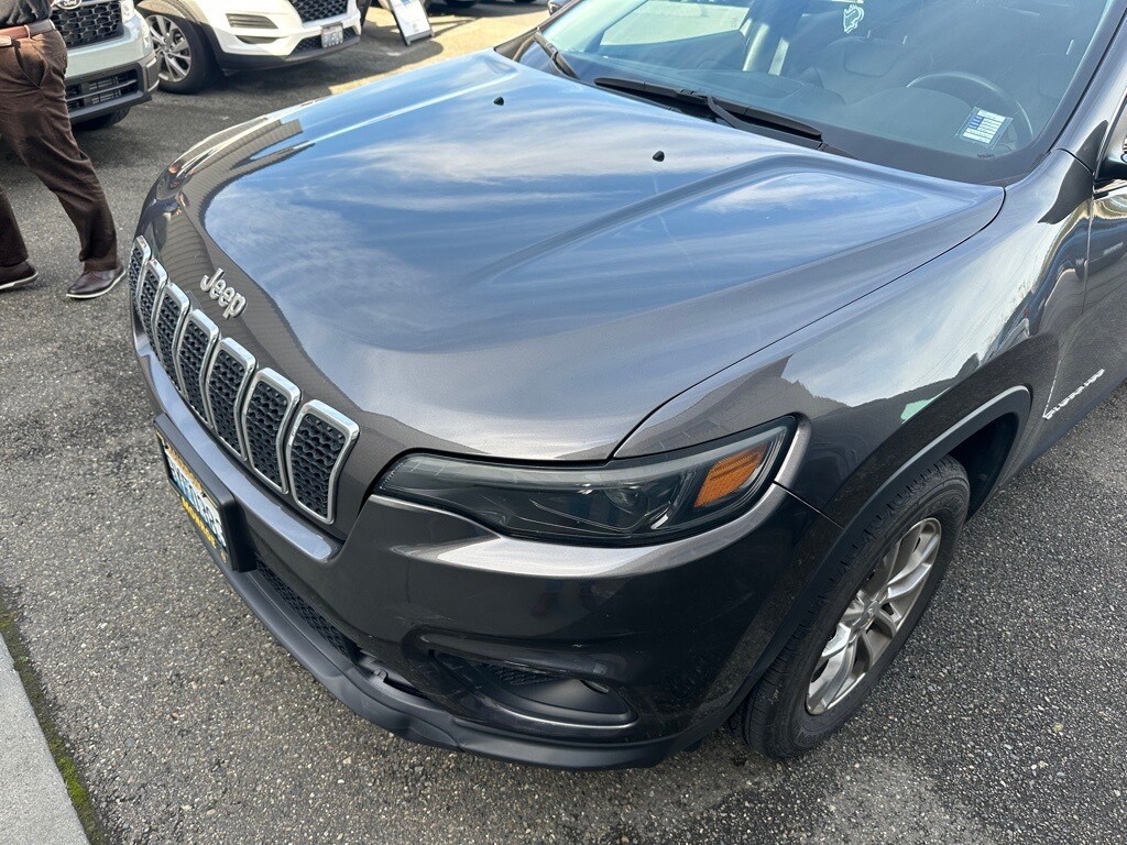 Used 2021 Jeep Cherokee Latitude Plus SUV