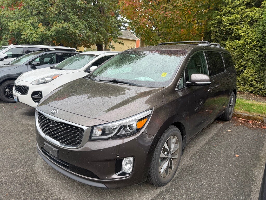 Used 2016 Kia Sedona SX Van