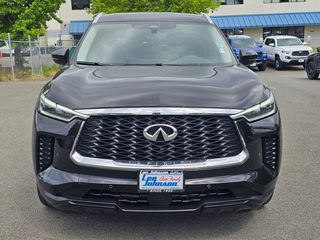 Used 2025 INFINITI QX60 Luxe SUV