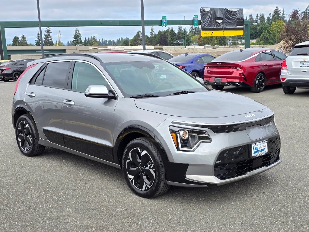 Used 2024 Kia Niro EV Wind SUV