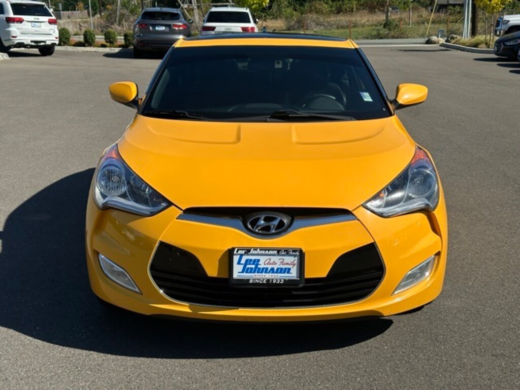 Used 2016 Hyundai Veloster Base Hatchback