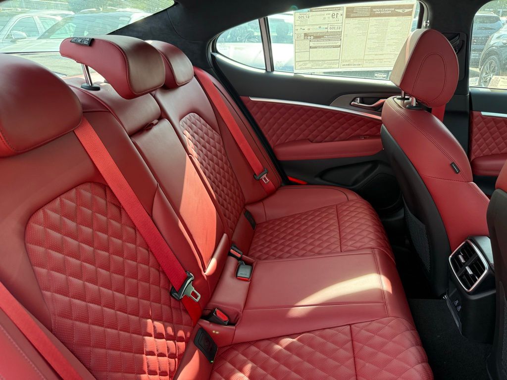 2025 GENESIS G70 Sport Advanced - Photo 16