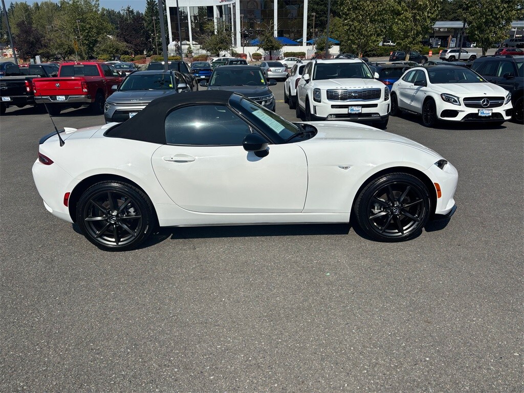 2016 Mazda MX-5 Miata Miata photo 4
