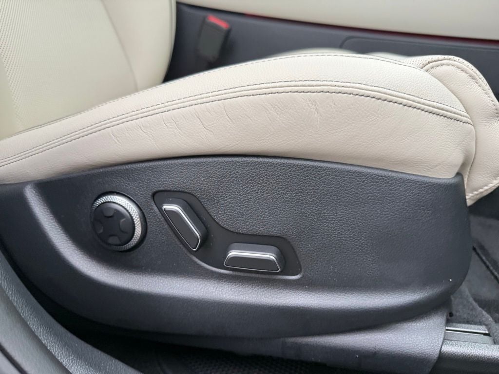 2026 GENESIS GV70 Advanced - Photo 18