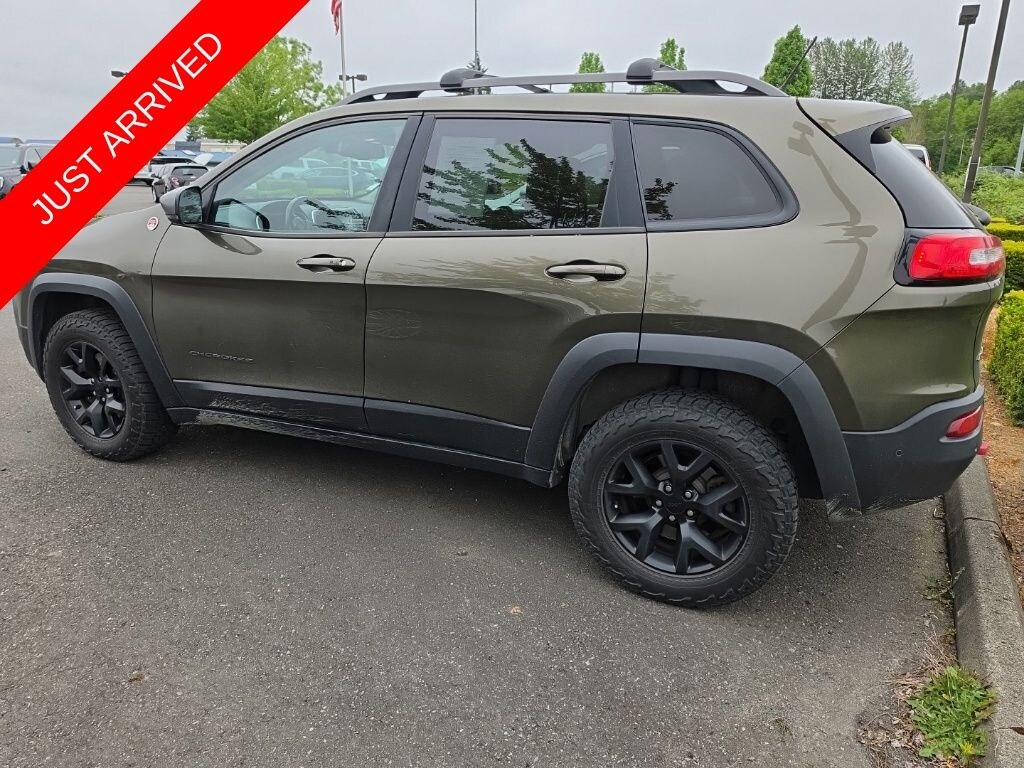 Used 2015 Jeep Cherokee Trailhawk SUV