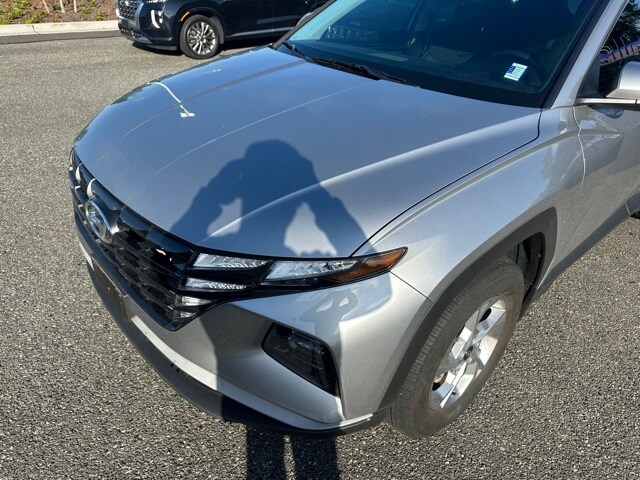 2023 Hyundai Tucson SE photo 2