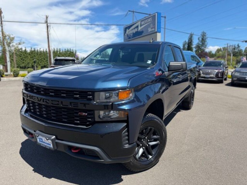 Used 2019 Chevrolet Silverado 1500 Custom Trail Boss Truck Crew Cab
