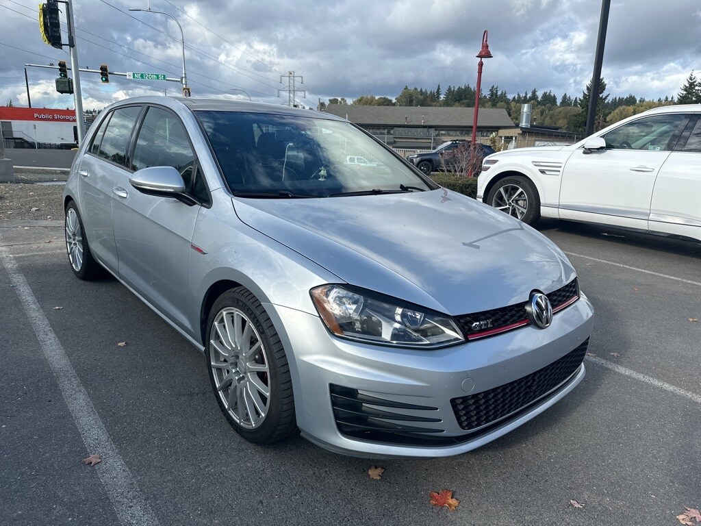 2015 Volkswagen Golf GTI Autobahn photo 2