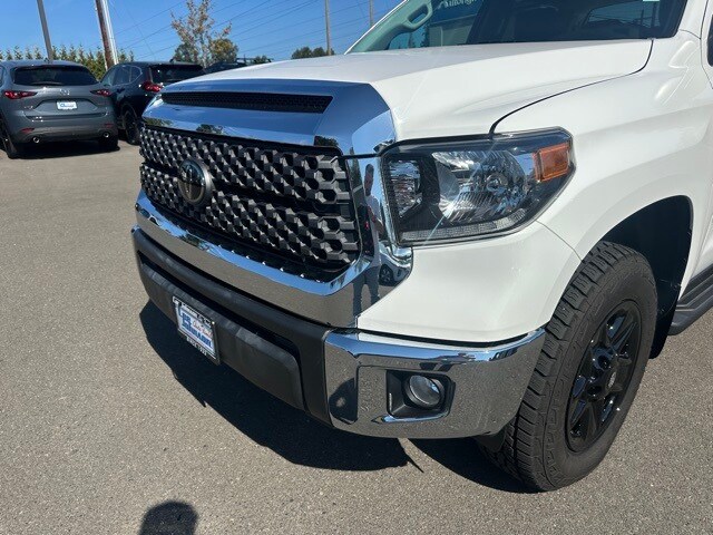 2021 Toyota Tundra SR5 CrewMax photo 3
