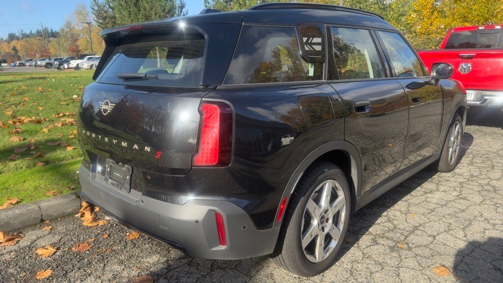2025 Mini Countryman S ALL4 photo 3