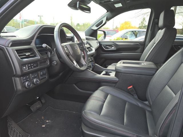 2024 Chevrolet Tahoe RST photo 2