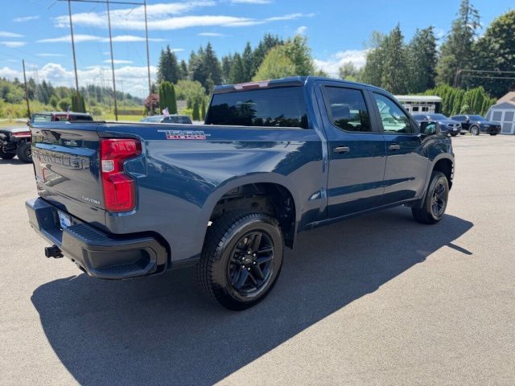 Used 2019 Chevrolet Silverado 1500 Custom Trail Boss Truck Crew Cab