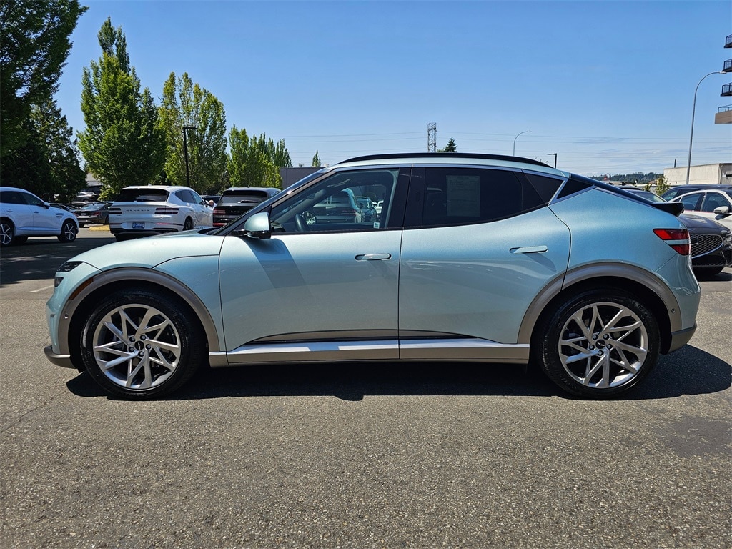 Used 2024 GENESIS GV60 Advanced with VIN KMUKCDSC1RU023918 for sale in Kirkland, WA