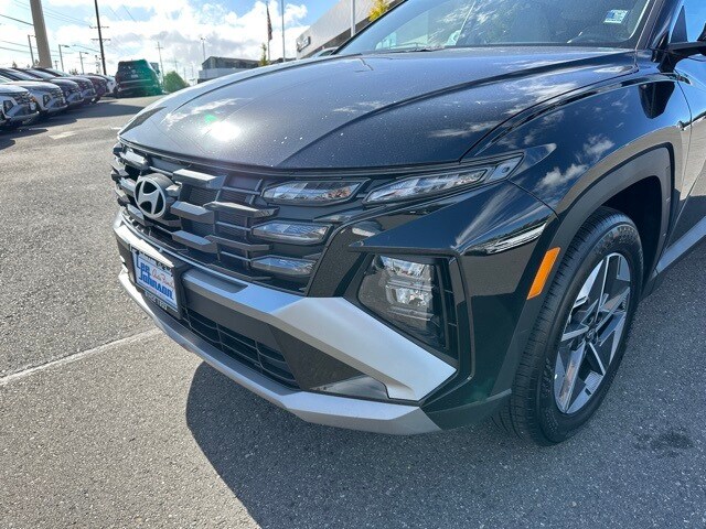 2025 Hyundai Tucson SEL photo 3